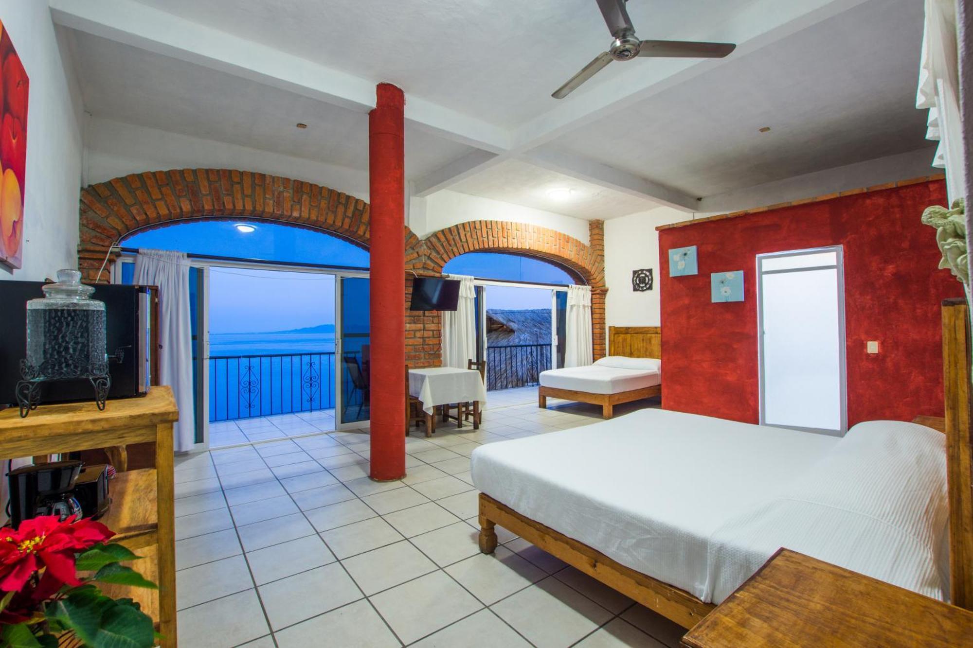 Traditional Sierra Leon Oceanfront Rooms - Adults Only Puerto Vallarta Exterior foto