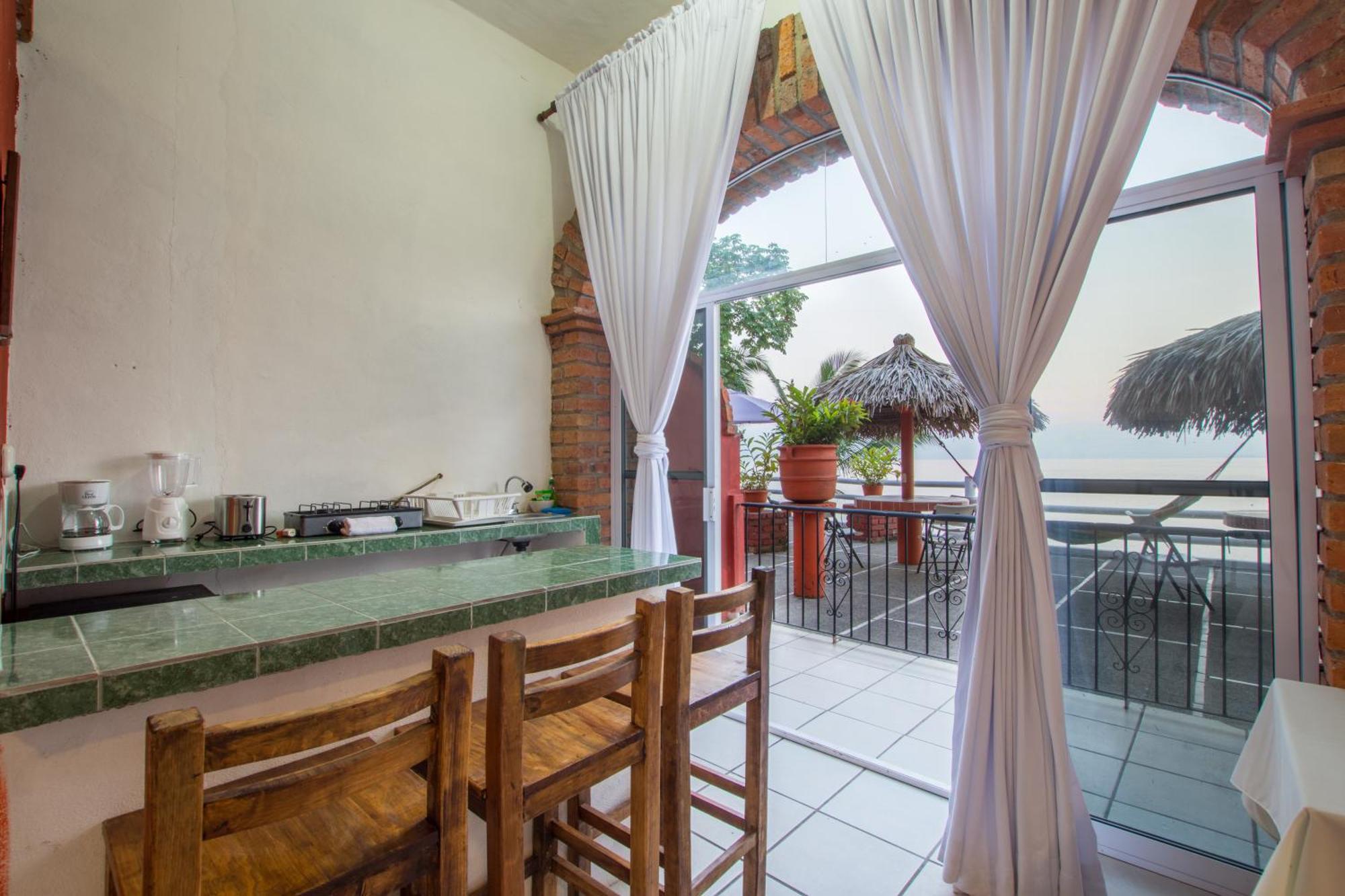 Traditional Sierra Leon Oceanfront Rooms - Adults Only Puerto Vallarta Exterior foto